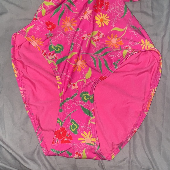 ✨Host Pick✨ Katespade Knot-Front Halter One-Piece Swimsuit - Picture 7 of 10